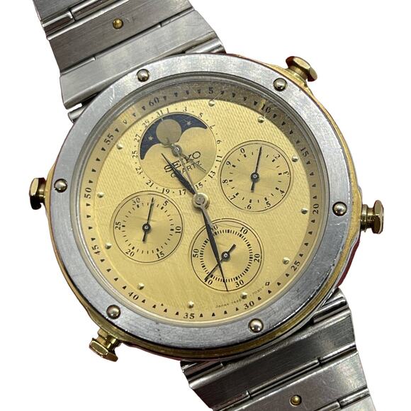 Vtg 7a48-7010 Seiko Chronograph Rare Orig. Bracelet Chrono Repair Moon Phase JDM - Picture 1 of 12